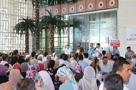 Mardin Hacıları Kutsal Topraklara Dualarla Uğurlandı