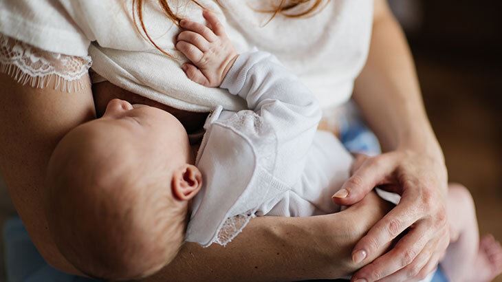 EMZİRME SADECE BEBEK İÇİN DEĞİL, ANNE İÇİN DE ÇOK FAYDALI