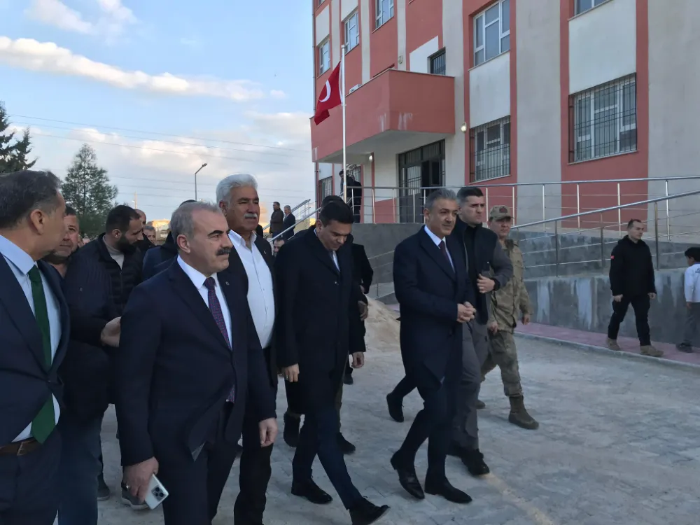 Mardin Valisi Tuncay  Akkoyun, Kızıltepe ilçesini ziyaret etti