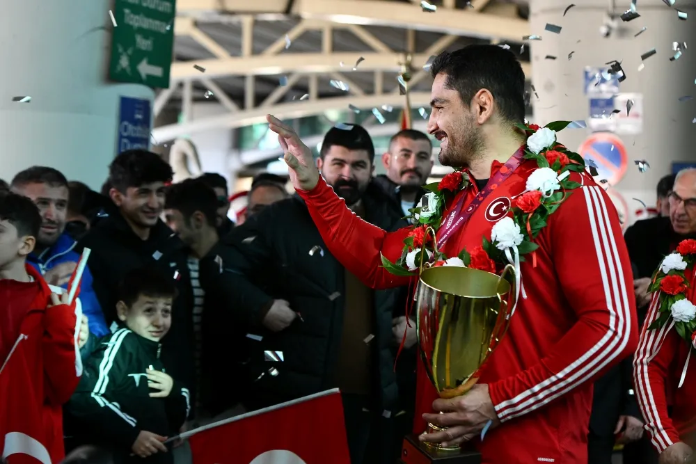 31 YIL SONRA SERBEST GÜREŞ MİLLİ TAKIMI AVRUPA GÜREŞ ŞAMPİYONU OLDU