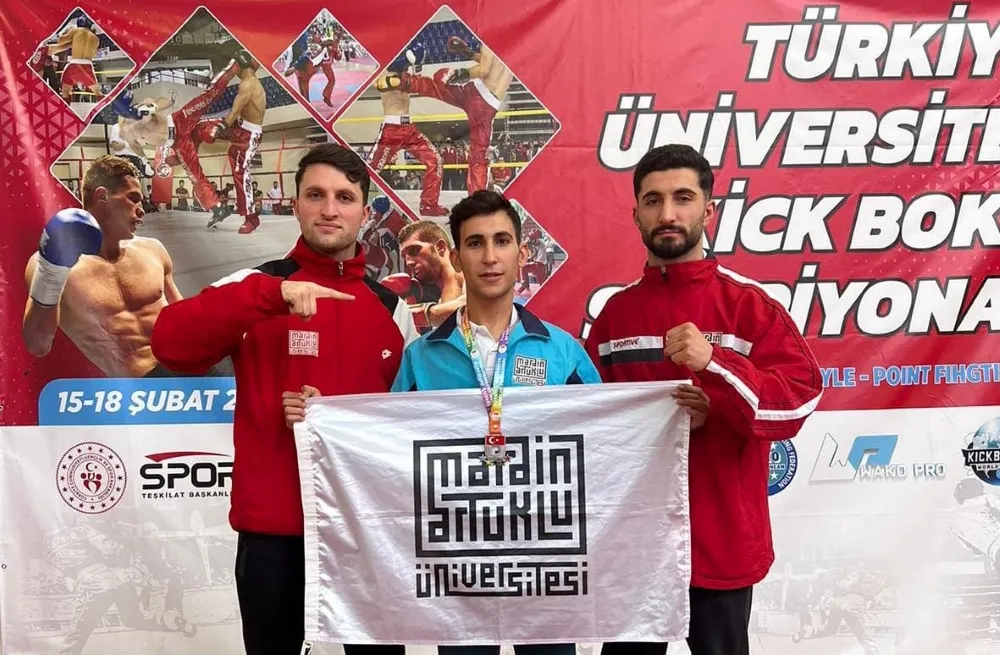 MARDİN ARTUKLU ÜNİVERSİTESİ SPORCULARI  KİCK BOKS DALINDA 3 TÜRKİYE  DERECESİ ALDI