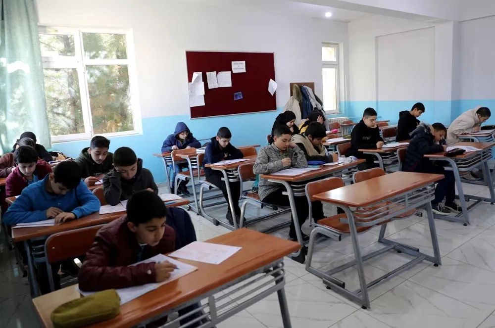 Mardin Genelinde Ortaokul ve Liselere Yönelik Deneme Sınavı Gerçekleştirildi 