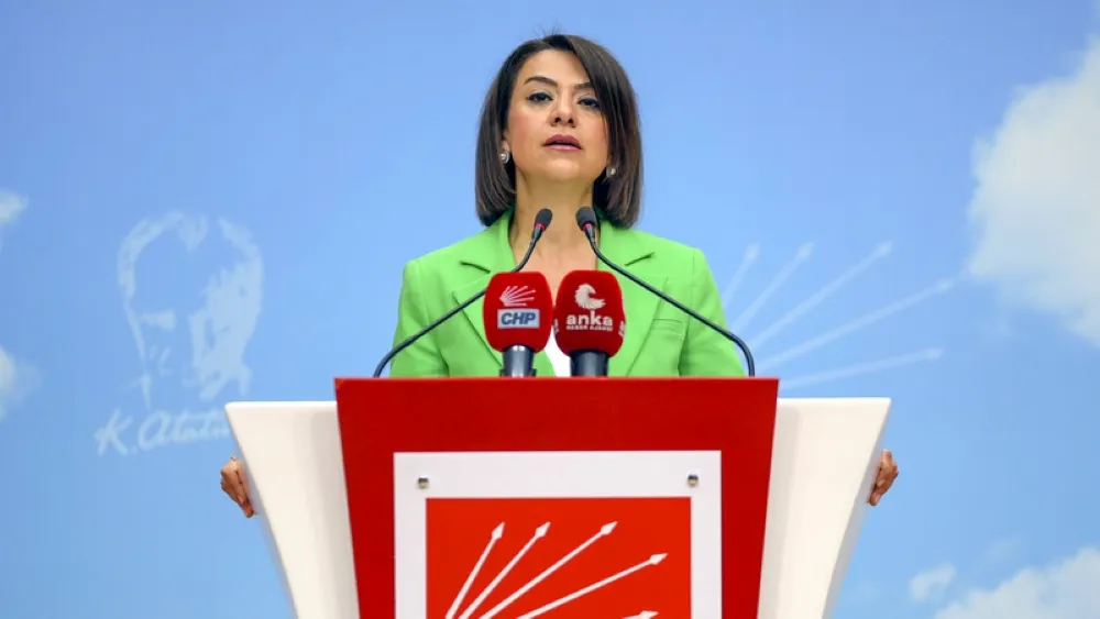 Bakan Vedat  Işıkhan’dan Emeklilere Masallar