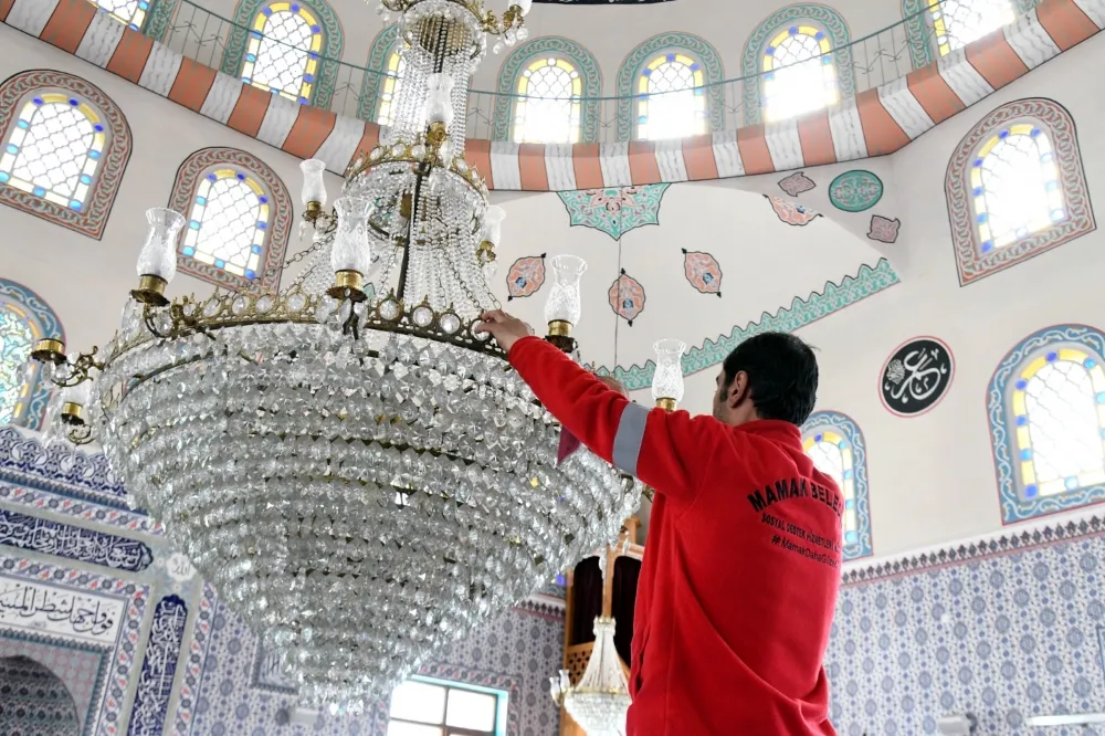 Mamak’ta İbadethaneler Bayrama Hazırlanıyor