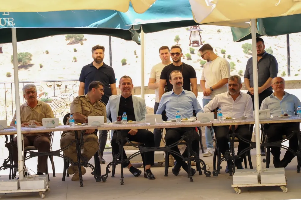 SAVUR  İLÇESİNDE BAYRAMLAŞMA PROGRAMI DÜZENLENDİ