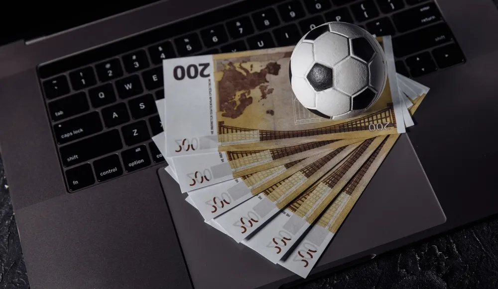  FUTBOLSEVERLERE EURO 2024 DOLANDIRICILIK TUZAĞI
