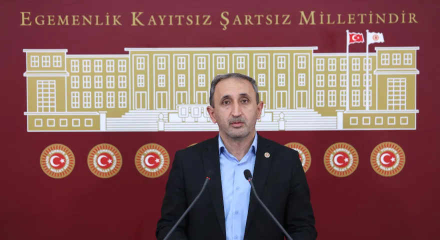  MİLLETVEKİLİ DEMİR,ÇINAR VE MAZIDAĞI ANIZ YANGINI ZARARLARININ DEVLET TARAFINDAN TAZMİN EDİLMESİNİ İSTEDİ