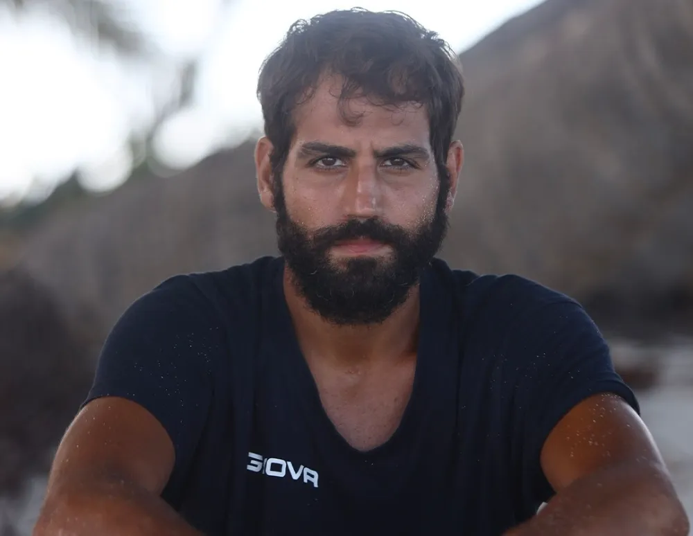 BAŞARILI  TÜRK OYUNCU ARAS ŞENOL İTALYA’NIN SURVİVOR’INDA ŞAMPİYON OLDU