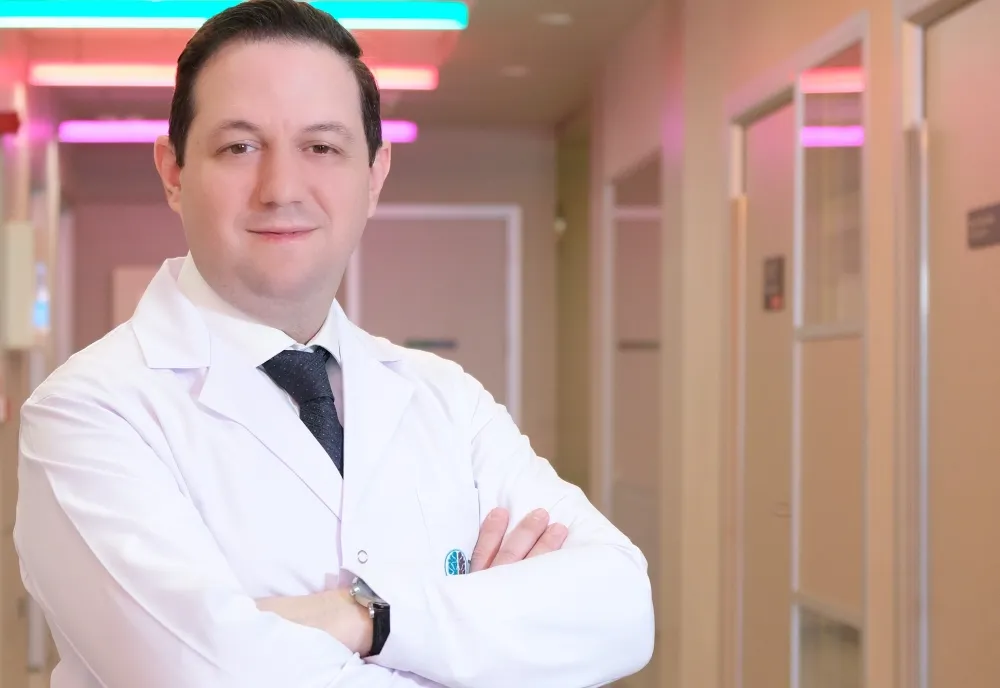 Omurilik Darlığı Ameliyat edilmezse felce neden olabiliyor!