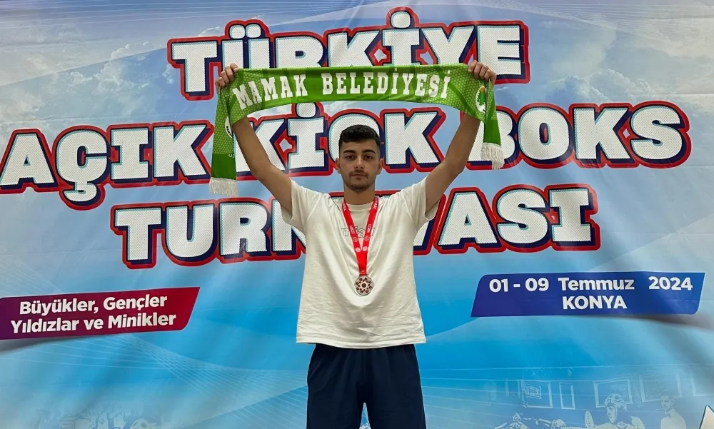 MAMAKLI KİCKBOKS SPORCUSU MUHARREM ÖCAL TÜRKİYE İKNCİSİ OLDU!