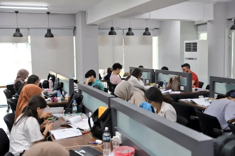 Mardin Büyükşehir Belediyesi Gençlik Merkezi  Yaz Okulu Kursları Başladı