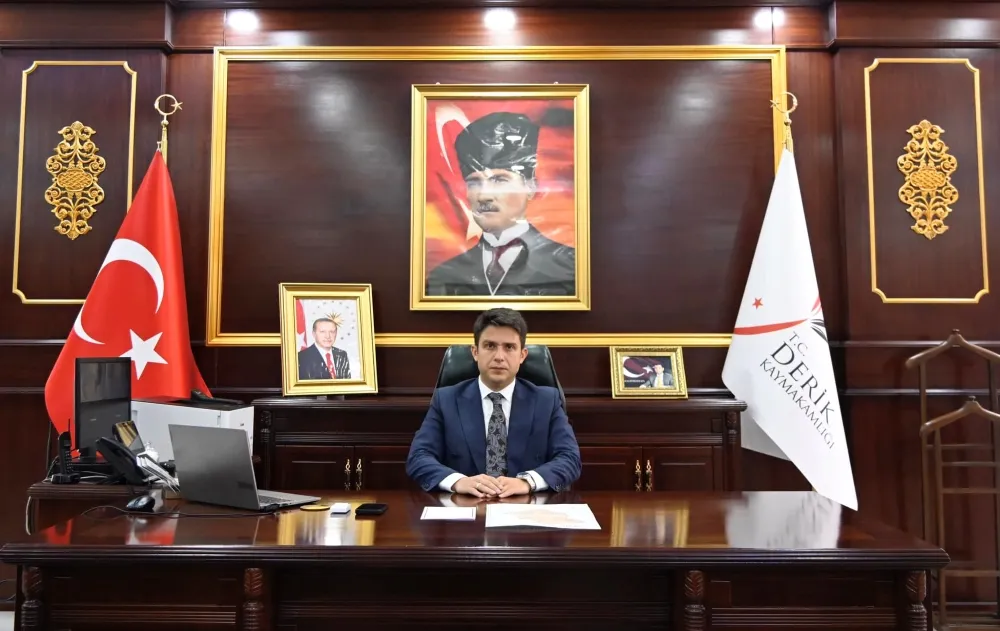 DERİK KAYMAKAMI YUNUS EMRE BAYRAKLI  GÖREVİNE BAŞLADI