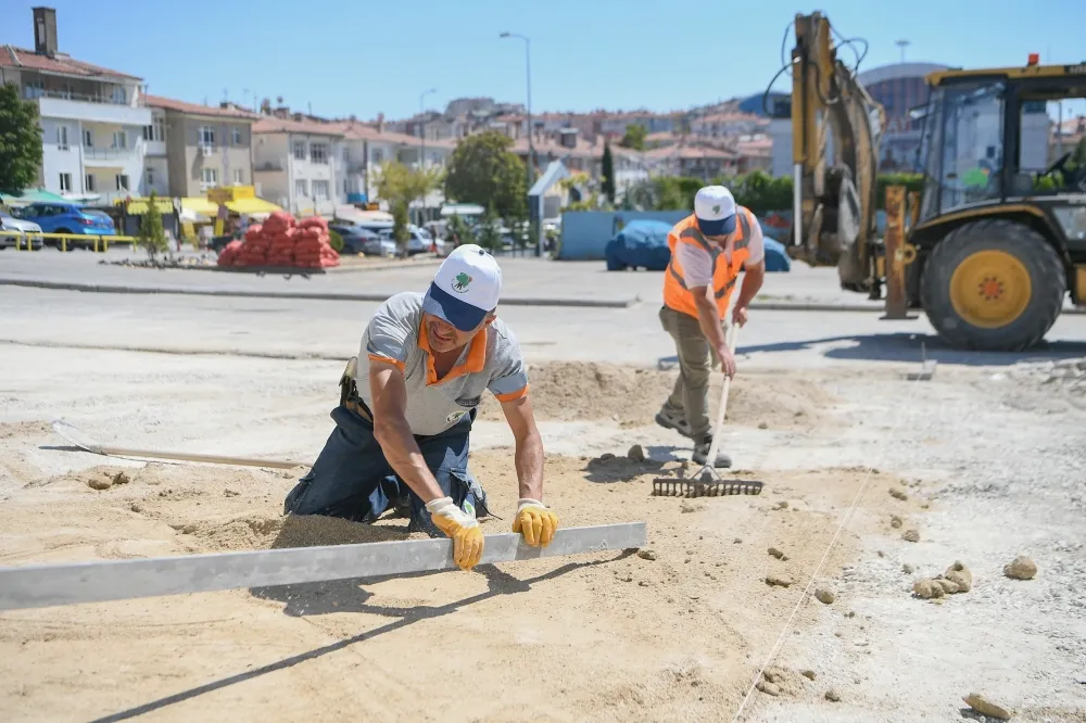 Mamak Belediyesi  bozulan ve yıpranan kaldırımları yeniliyor!