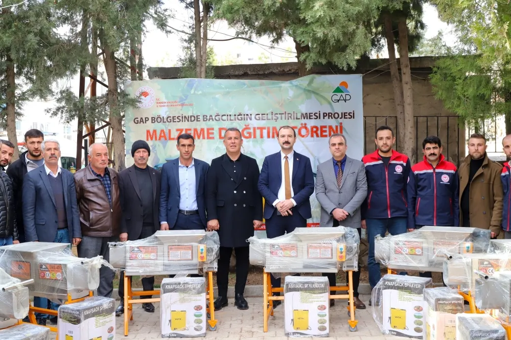 SAVUR İLÇESİNDE ÇİFTÇİLERE  MALZEME DESTEK DAĞITIMI GERÇEKLEŞTİRİLDİ