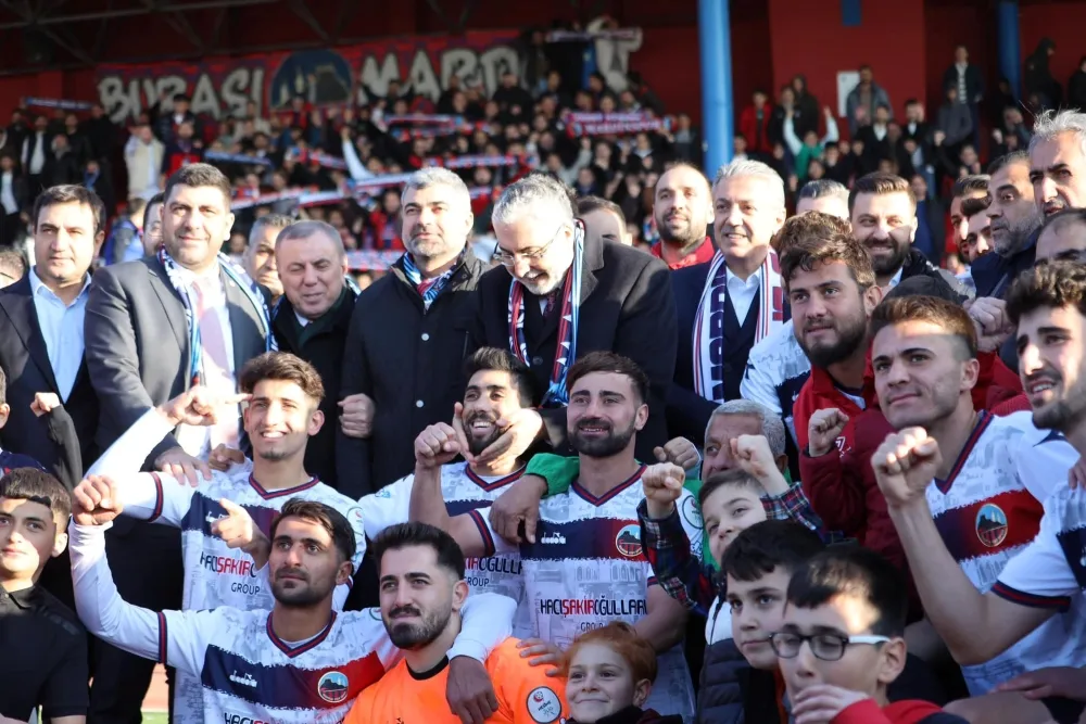 MARDİN 1969 SPOR  İZMİR ÇORLU SPORU FARKLI YENDİ; 4-1 