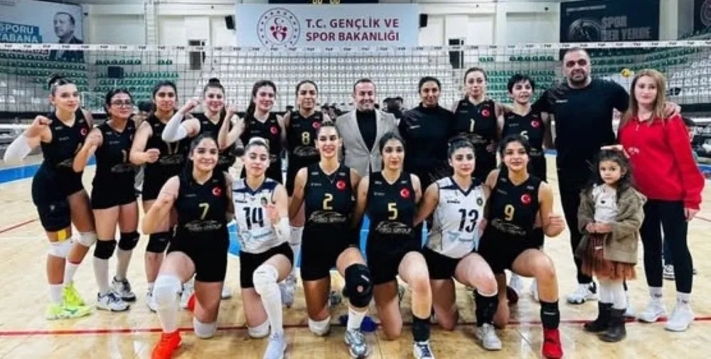 MARGENÇ VOLEYBOL TAKIMI KADINLARLARDA TVF 2024-25  2.LİG ŞAMPİYONU OLDU