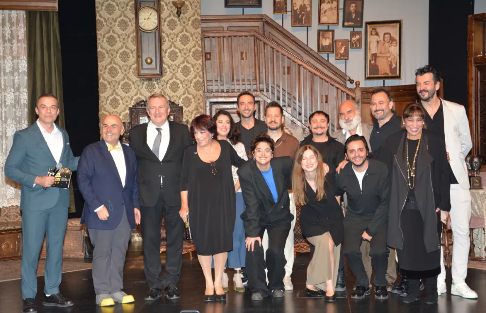 Tiyatro duayeni Erol Keskin