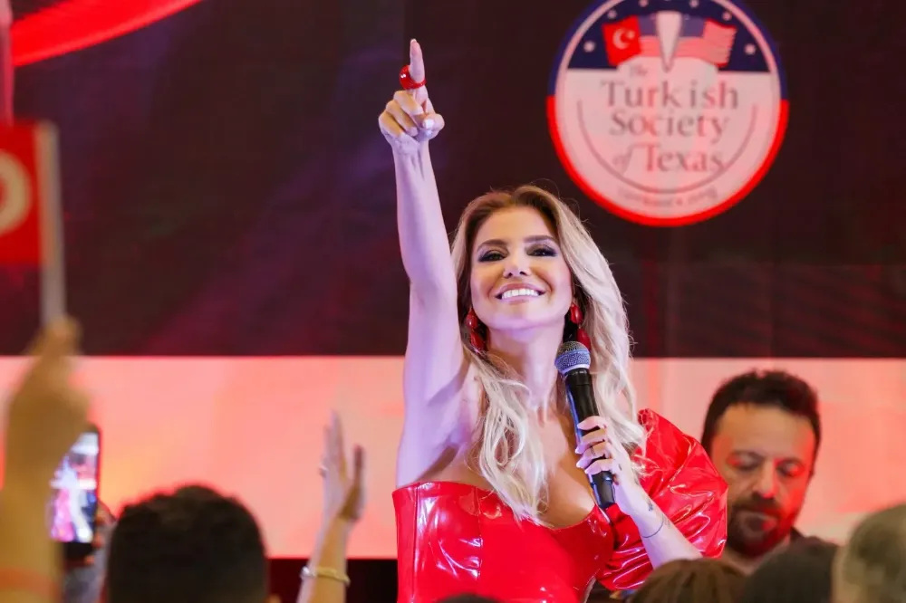 Gülben Ergen Amerika Turnesine Dallas’tan Başladı