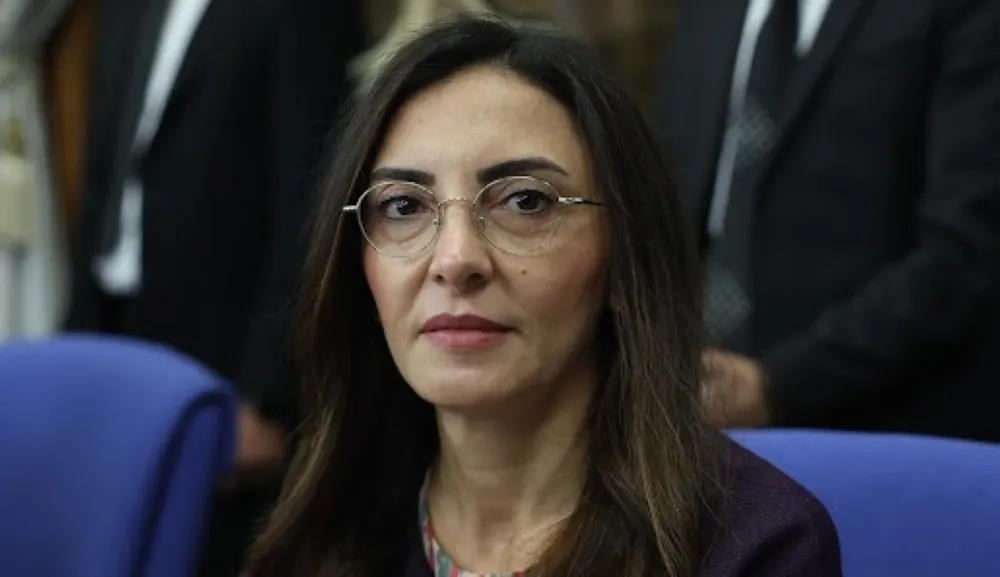 CHP BURSA MİLLETVEKİLİ NURHAYAT ALTACA KAYIŞOĞLU “HALK AÇKEN, ŞATAFATLI TOPLANTILARA KARŞIYIZ”