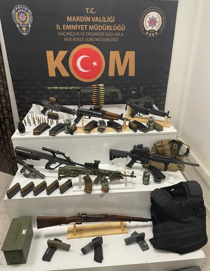 MARDİN EMNİYETİNDEN SİLAH KAÇAKÇILARINA AĞIR DARBE