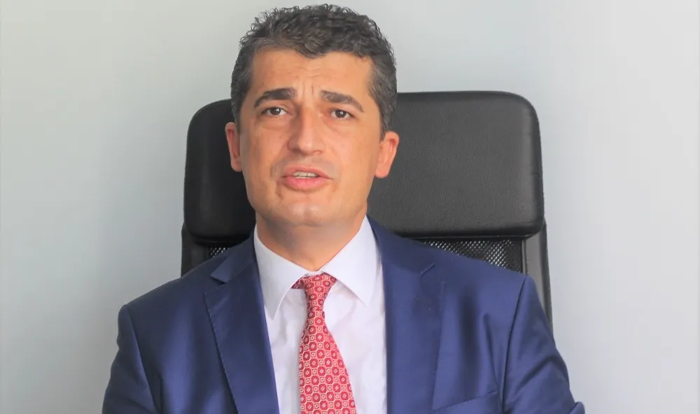 MİLLETVEKİLLERİNDEN BAŞLAYARAK TÜM YÖNETİM KADROSUNUN DİPLOMALARI İNCELENSİN!