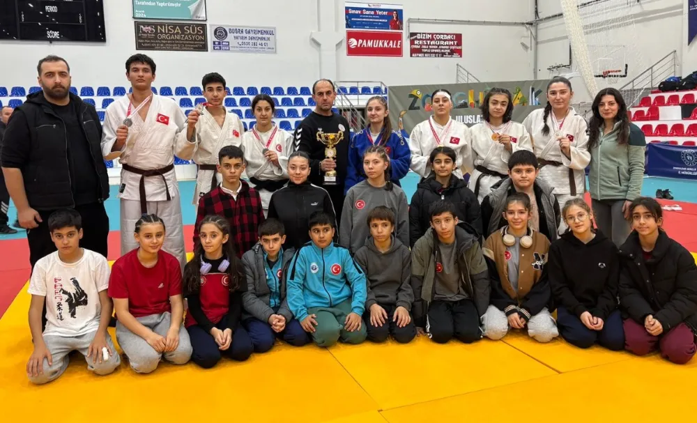 Gemlik Belediyespor Judocuları Şampiyon Oldu