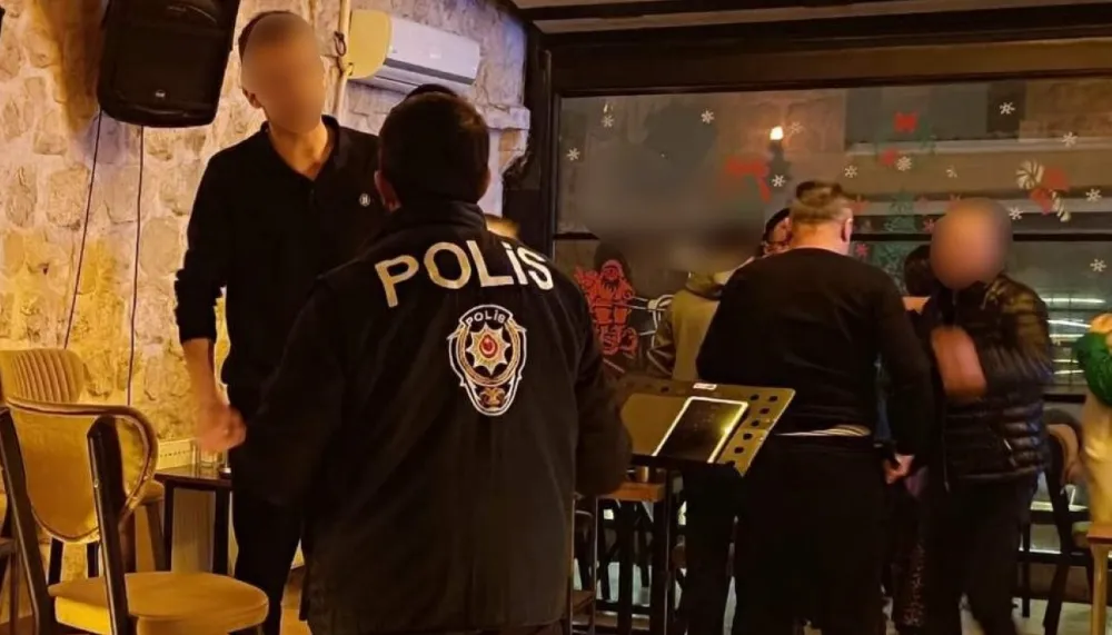 MARDİN EMNİYET MÜDÜRLÜĞÜ EKİPLERİ FİRARİ SUÇLULARA GÖZ AÇTIRMIYOR