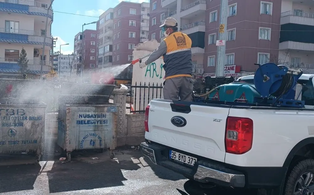 MARDİN BÜYÜKŞEHİR BELEDİYESİ İLAÇLAMA EKİPLERİ LARVA VE KIŞLAK İLAÇLAMA ÇALIŞMASINA DEVAM EDİYOR