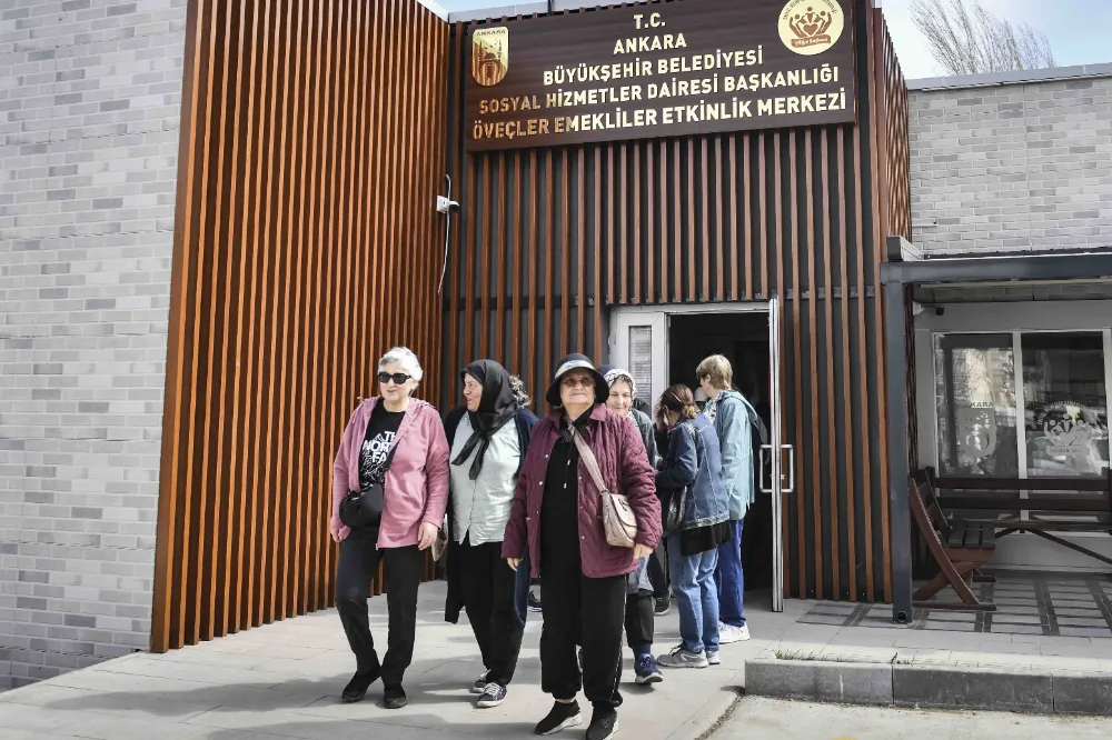 ANKARA’DA YAŞLI VATANDAŞLARIN HAYATINI KOLAYLAŞTIRAN HİZMETLER DEVAM EDİYOR
