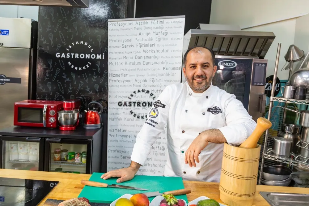 ŞEF KAYHAN TARHAN  İSTANBUL GASTRONOMİ MERKEZİ’NDE EĞİTMENLİK YAPACAK