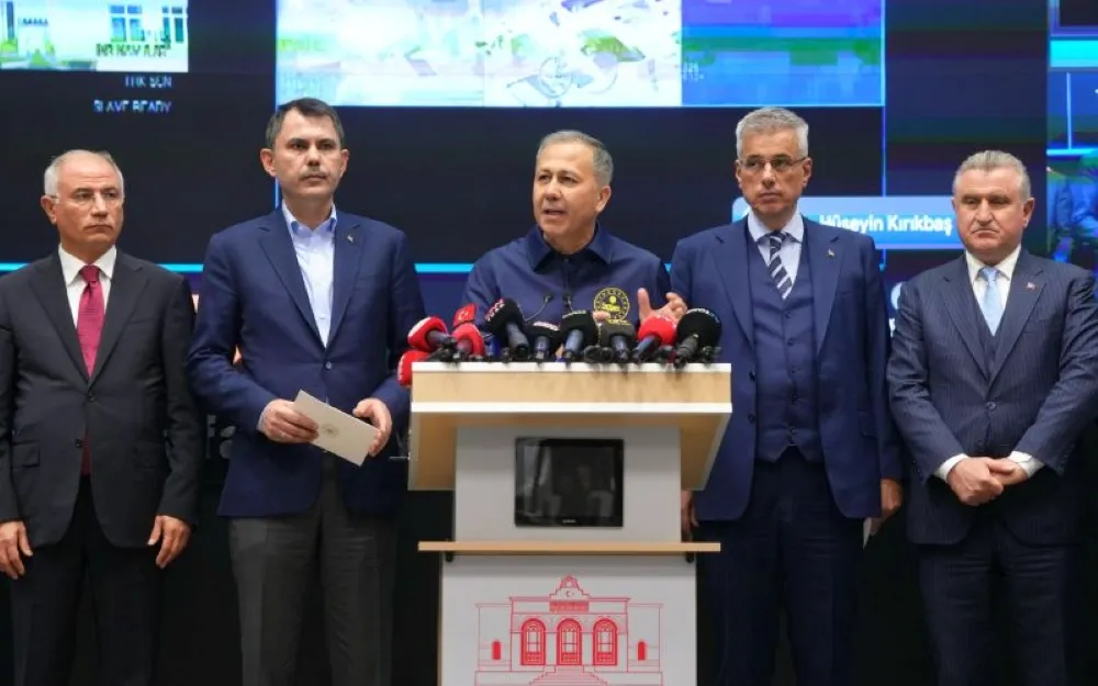 İçişleri Bakanı  Ali Yerlikaya, İstanbul Depremi ile İlgili Açıklamalarda Bulundu