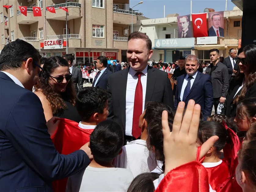 23 Nisan Ulusal Egemenlik ve Çocuk Bayramı Yeşilli İlçesinde Coşkuyla Kutlandı.