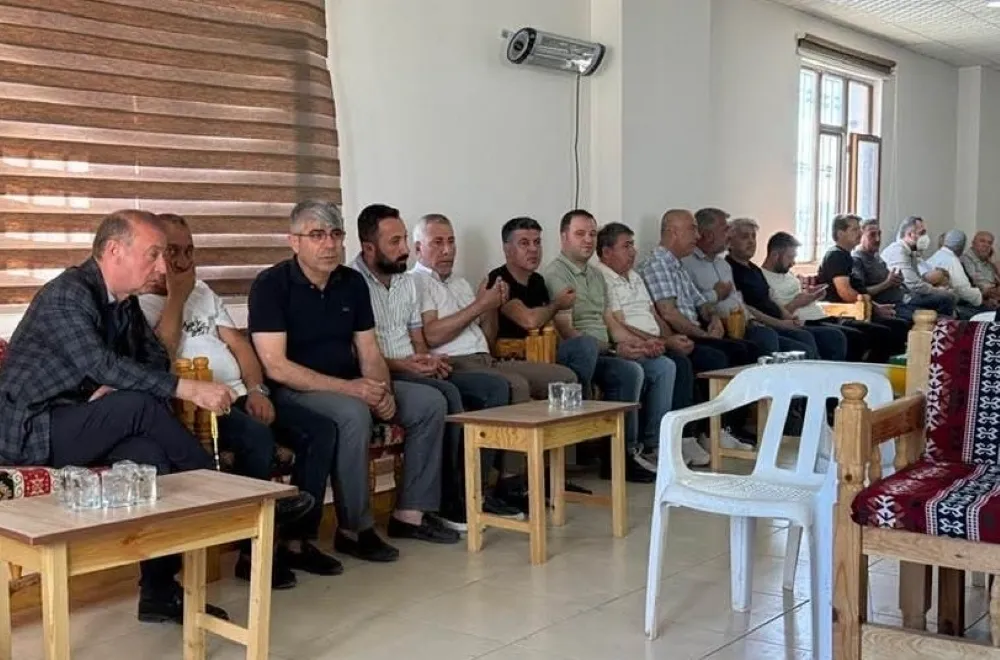 YRP Mardin İl Başkanı Mahmut Özer: “Kışlani Aşiretinin Acı Gününü Paylaşıyoruz”
