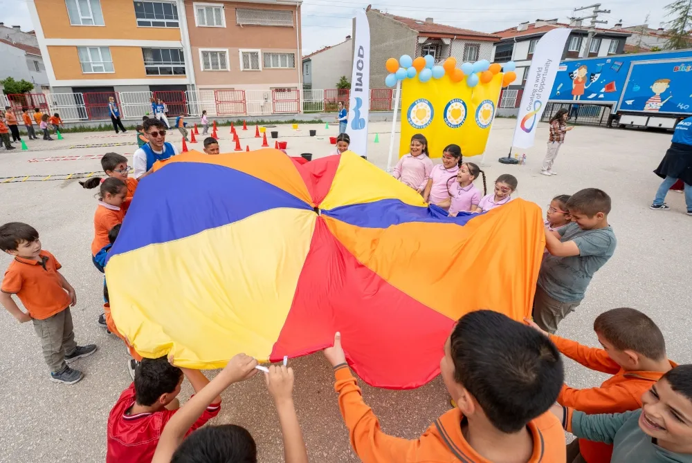 Eskişehirli çocuklar TEGV ve IMCD’nin düzenlediği şenlikte buluştu