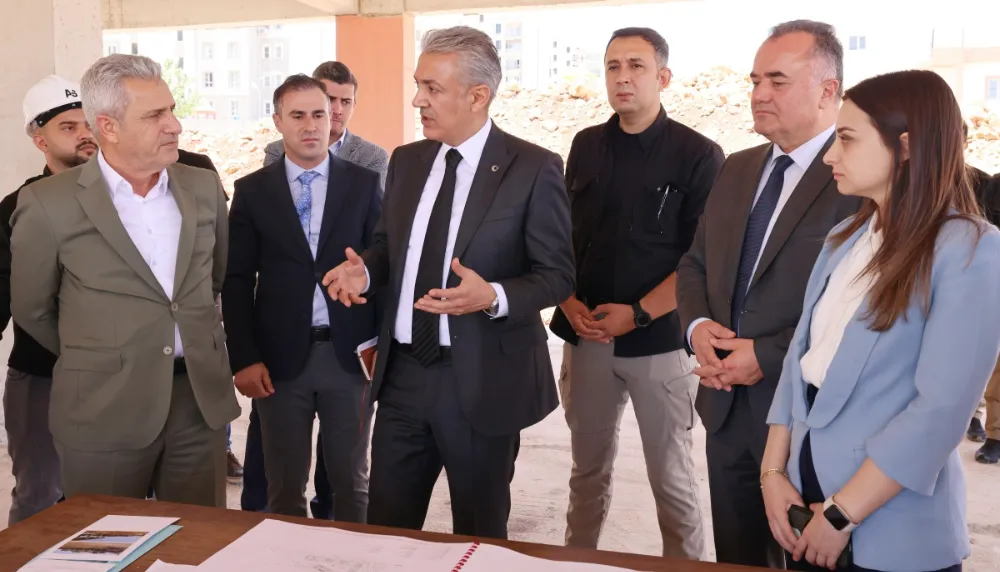 Mardin Valisi  Akkoyun, Mardin Çocuk Evleri Sitesi İnşaatında İncelemelerde Bulundu