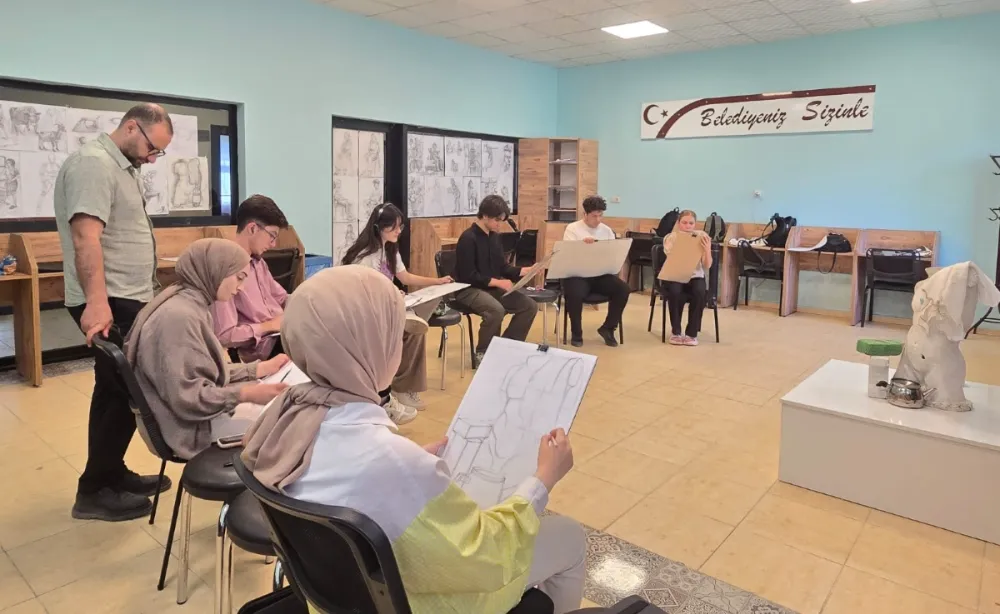 Görsel Sanatlar Sınavına Hazırlık Kursu Devam Ediyor