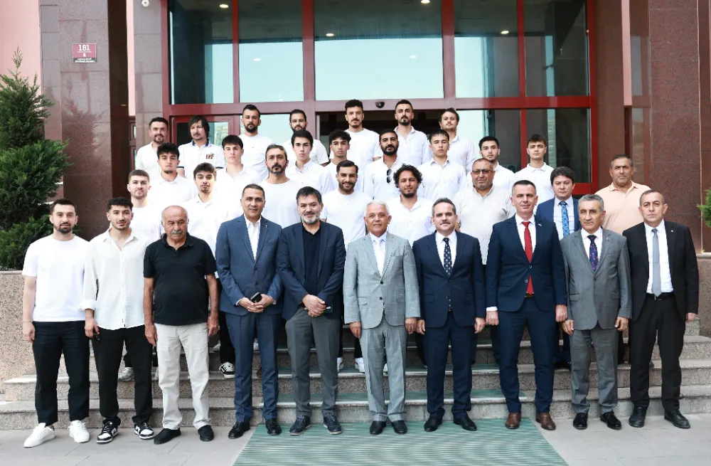 Mamak Belediyesi Spor Kulübü’nden Üç Kupa Birden G