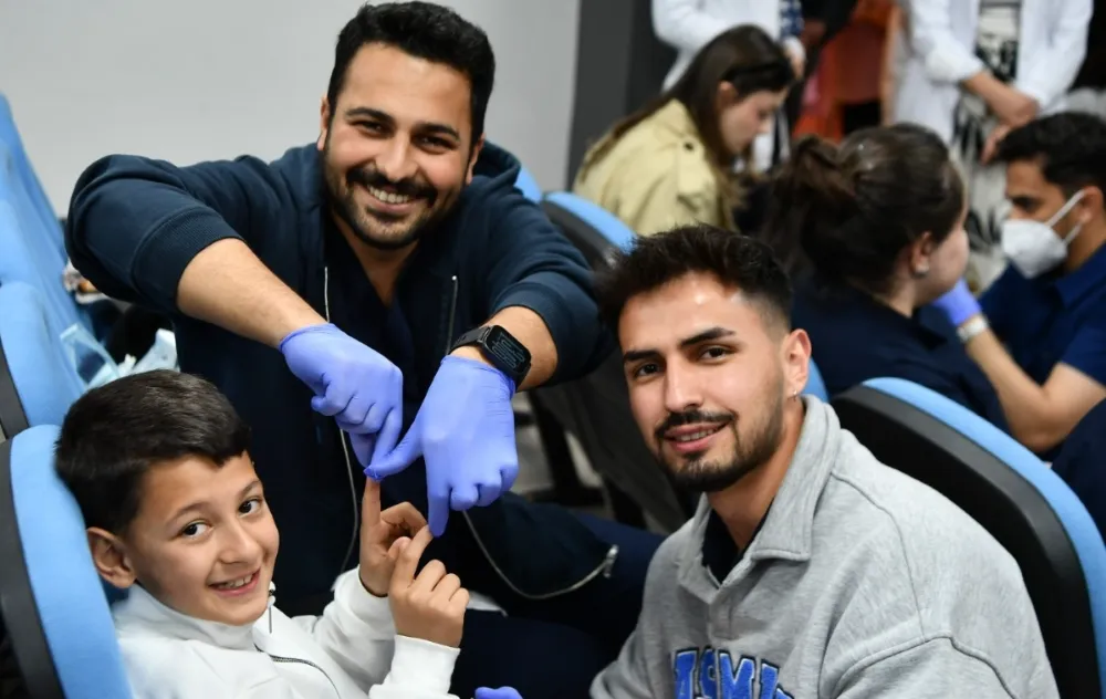 Mamak’ta   Öğrencilere  Ücretsiz Diş Taraması