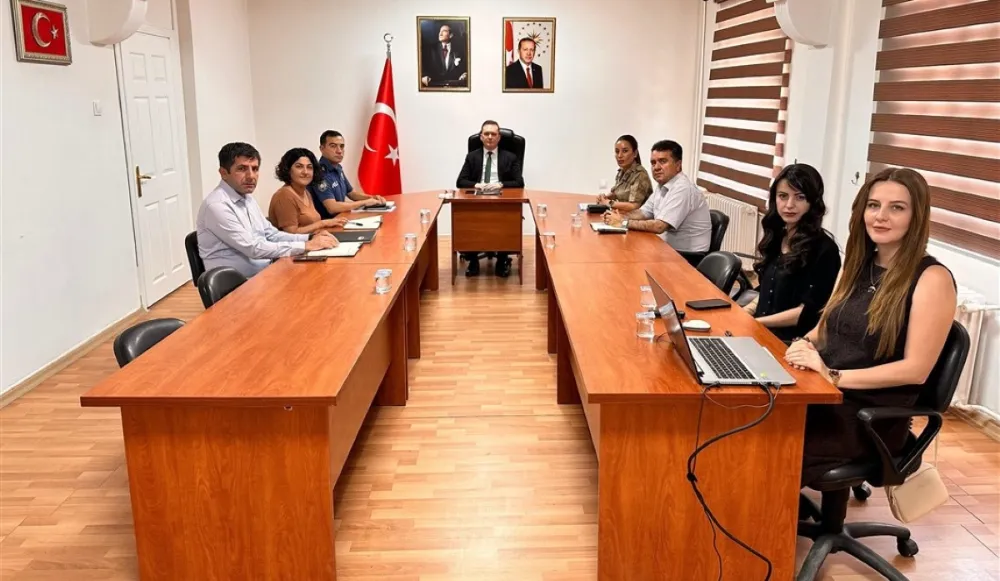 Yeşilli İlçesinde  Kadına Yönelik Şiddetle Mücadele İlçe Koordinasyon İzleme ve Değerlendirme Toplantısı