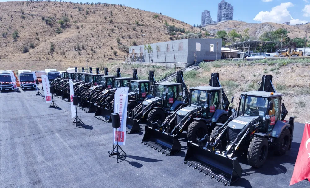 TBB’DEN 53 BELEDİYEYE 54 ARAÇ HİBESİ